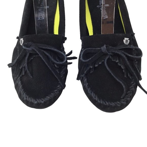Minnetonka Moccasins Black Kilty Fringe Suede Hardsole Size 5.5 Driving Moc 4300 - Picture 3 of 9